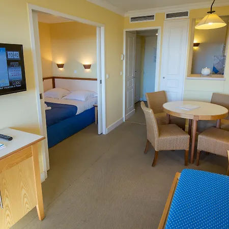 Sowell Family Port Aparthotel Grimaud