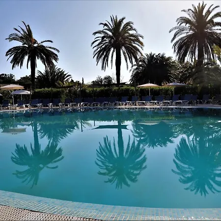 Sowell Family Port Grimaud