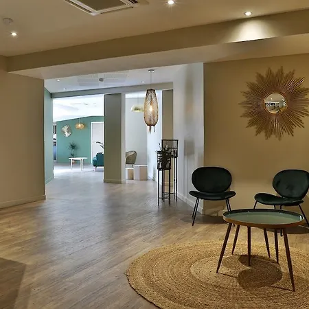 Sowell Family Port Aparthotel Grimaud