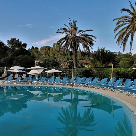 Sowell Family Port Aparthotel 4*