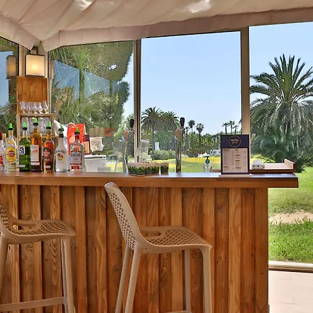 Sowell Family Port Hotel apartamentowy Grimaud