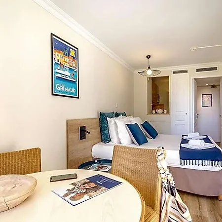 Sowell Family Port 4*