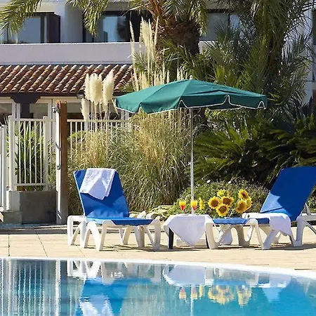 Sowell Family Port Aparthotel Grimaud