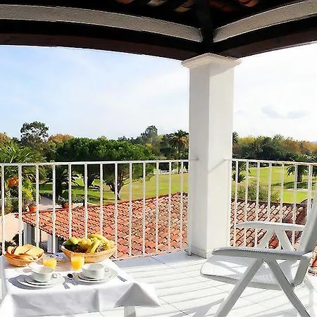 Aparthotel Sowell Family Port 4*