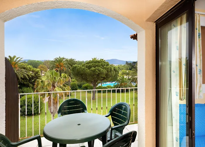 Sowell Family Port 4*